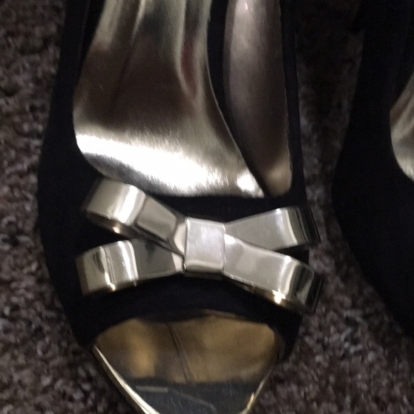 Heels 👠 - Picture 2 of 3